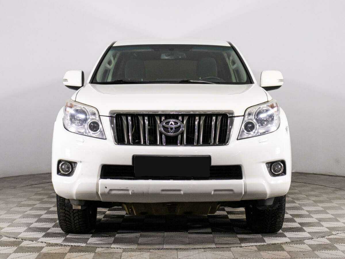 Купить Toyota Land Cruiser Prado с пробегом. Фото: #1