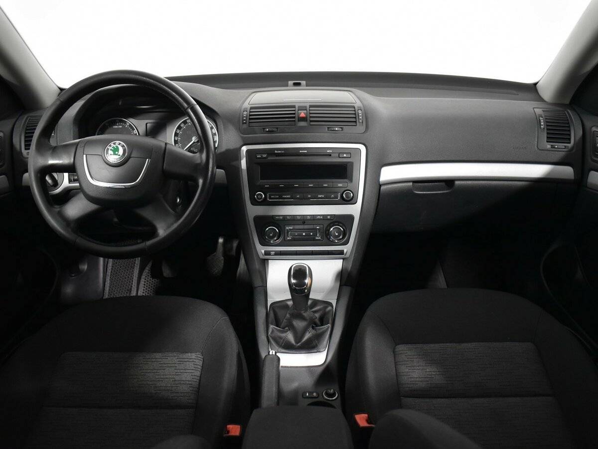 Купить Skoda Octavia с пробегом. Фото: #10