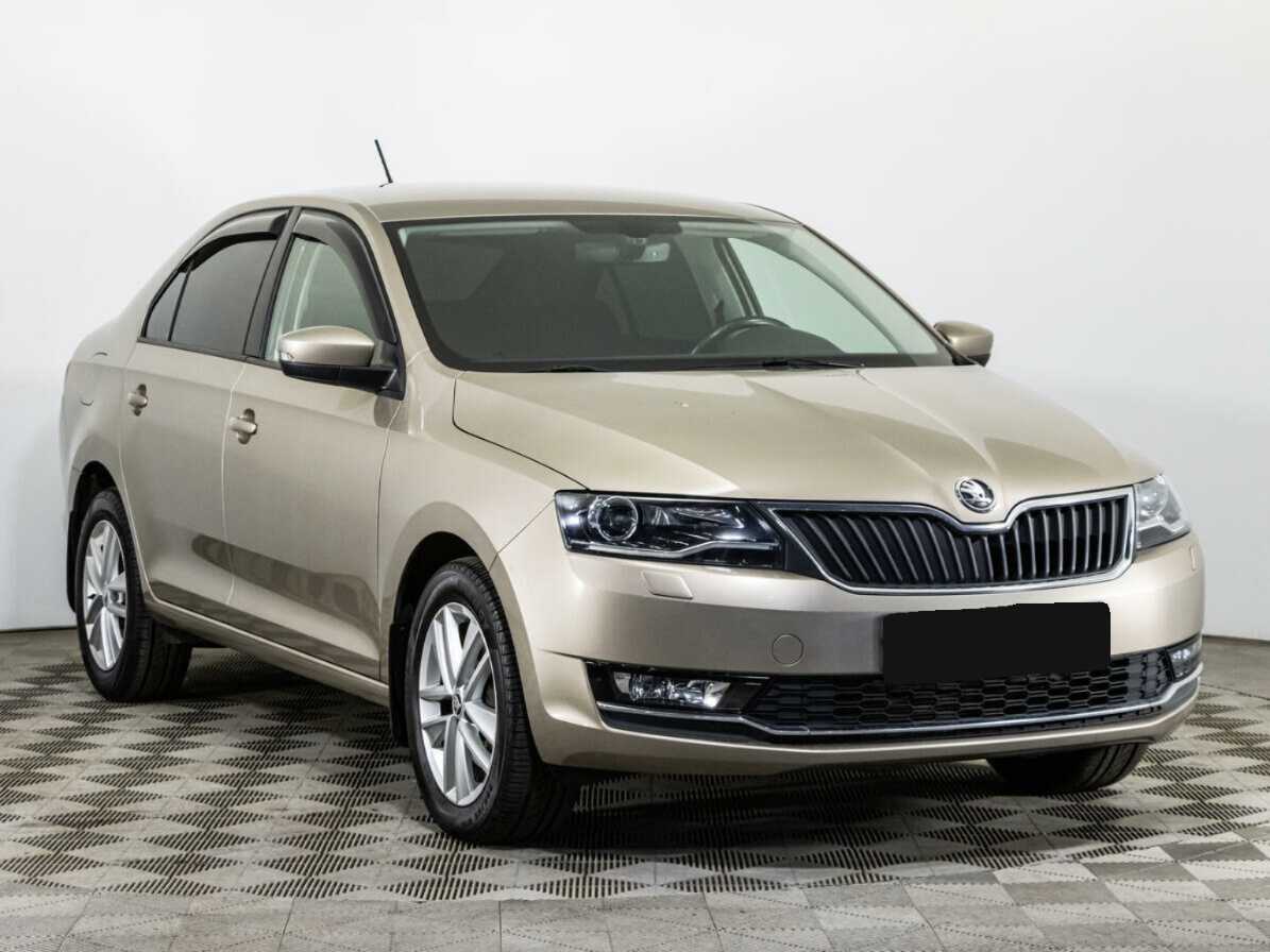 Купить Skoda Rapid с пробегом. Фото: #2