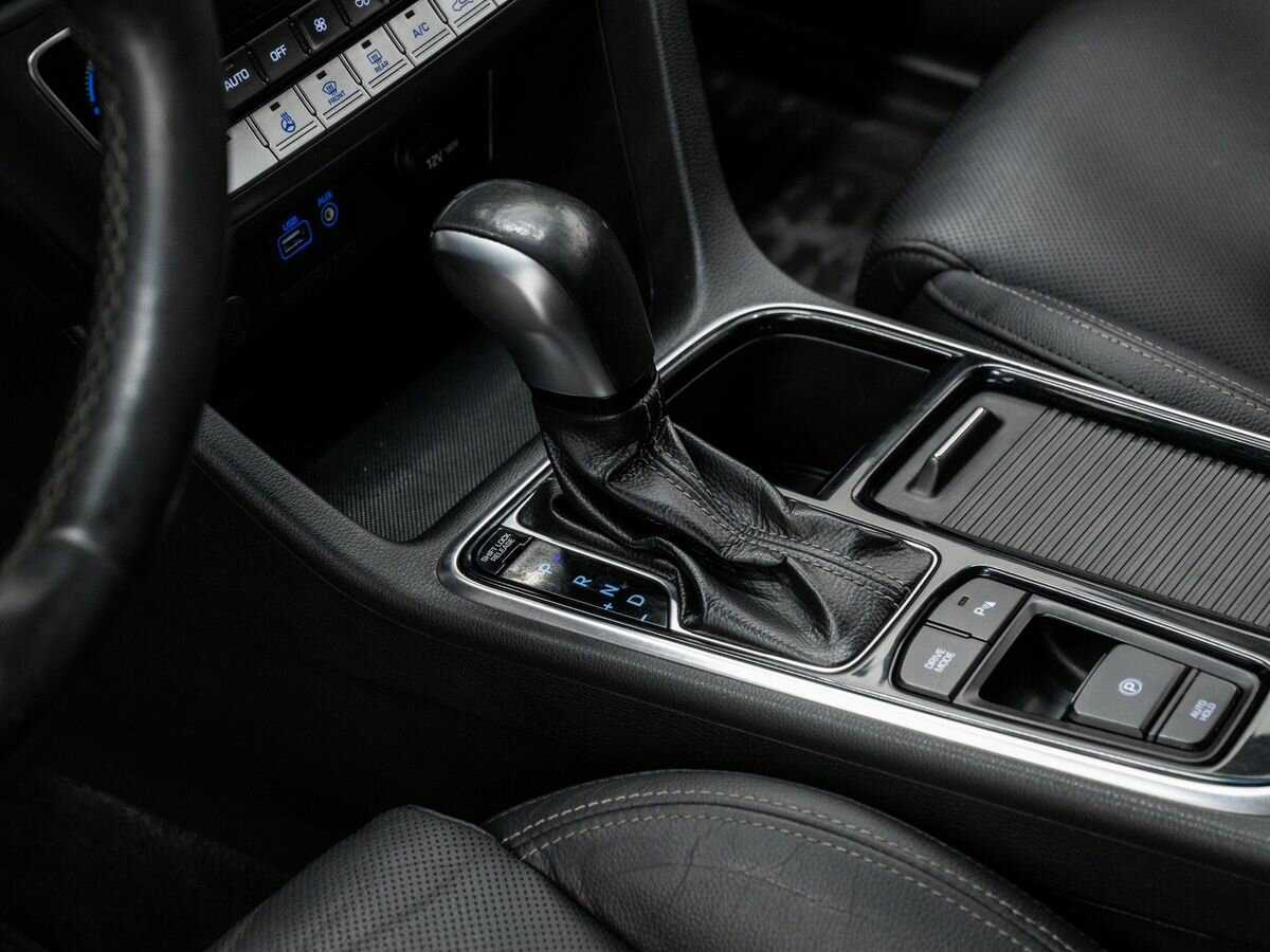 Купить Hyundai Sonata с пробегом. Фото: #18