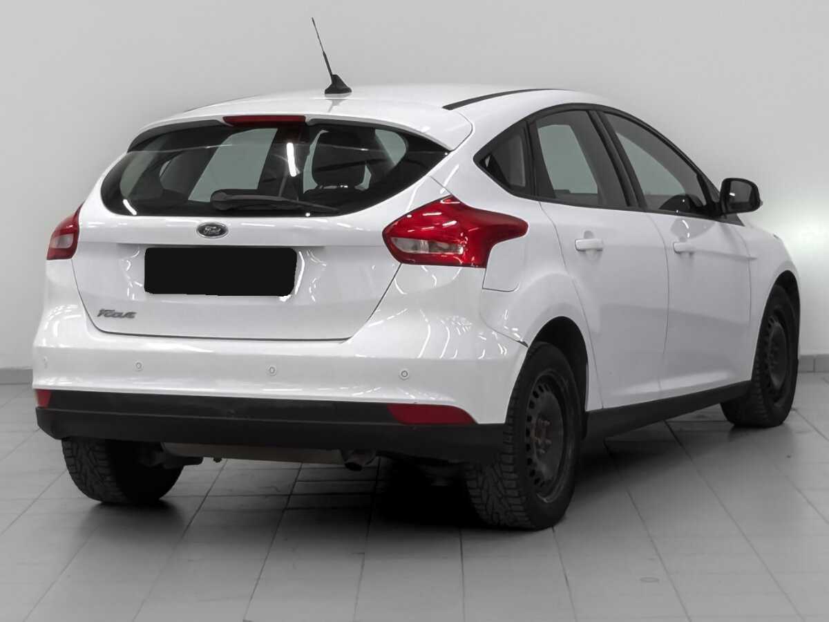 Купить Ford Focus с пробегом. Фото: #4