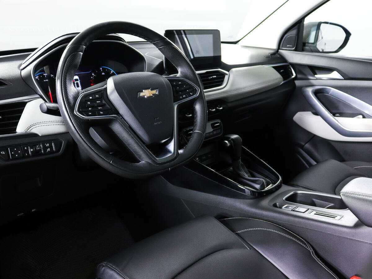 Купить Chevrolet Captiva с пробегом. Фото: #13