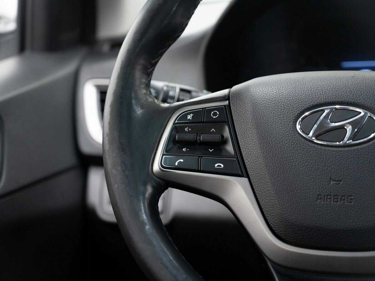 Купить Hyundai Solaris с пробегом. Фото: #16