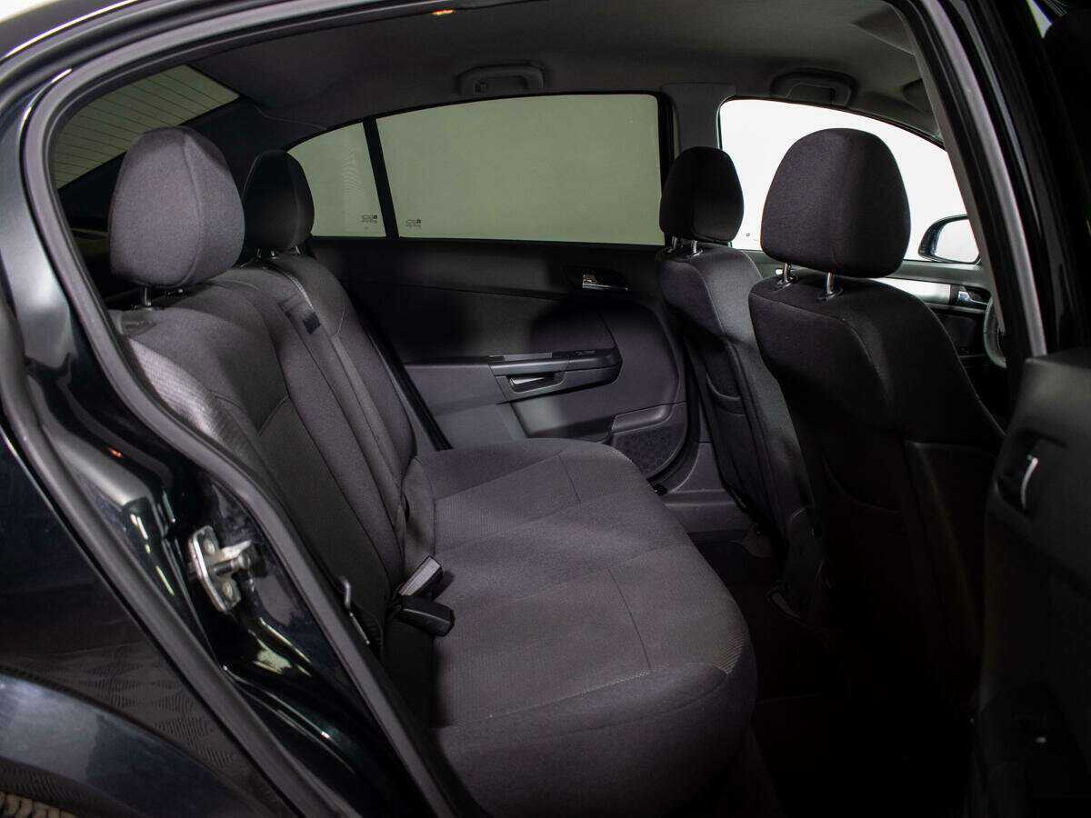 Купить Opel Astra с пробегом. Фото: #7