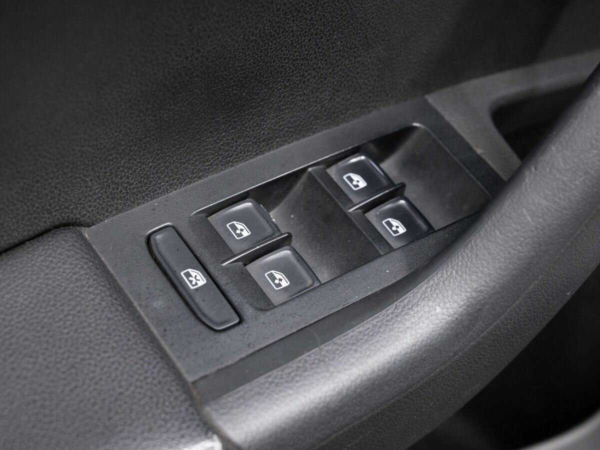 Купить Skoda Octavia с пробегом. Фото: #16