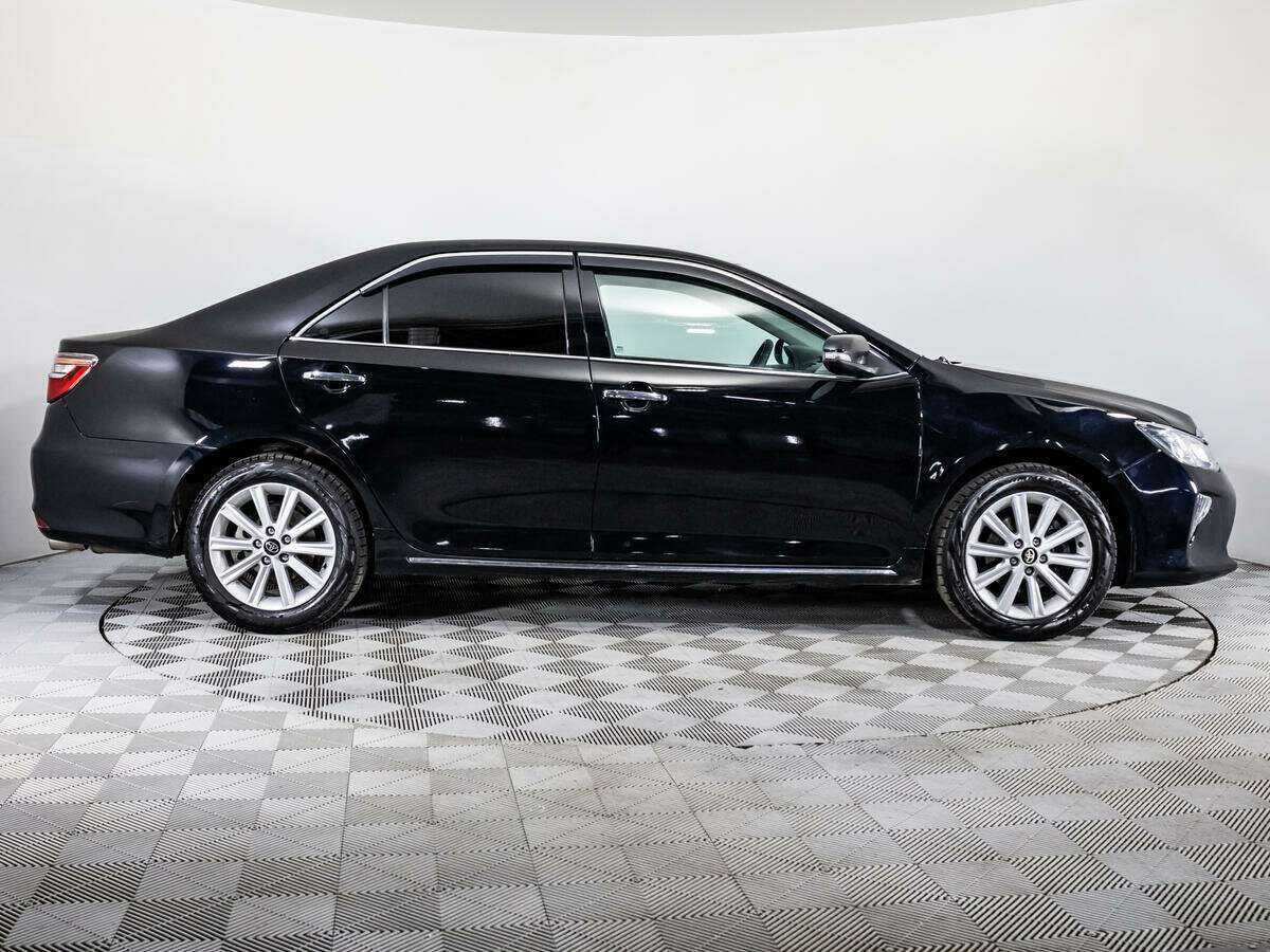 Купить Toyota Camry с пробегом. Фото: #3