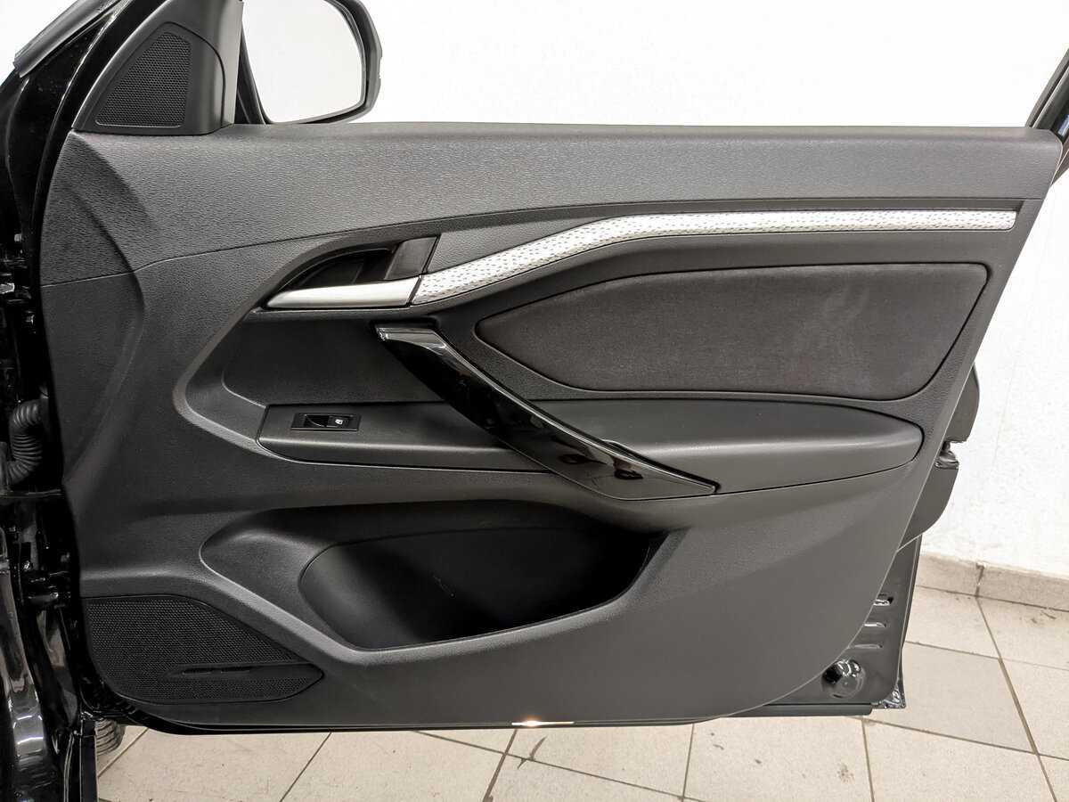 Купить Lada (ВАЗ) Vesta с пробегом. Фото: #23