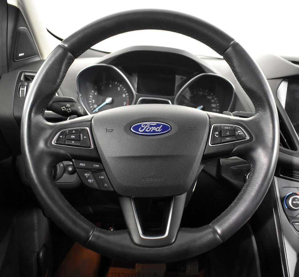 Купить Ford Kuga с пробегом. Фото: #7