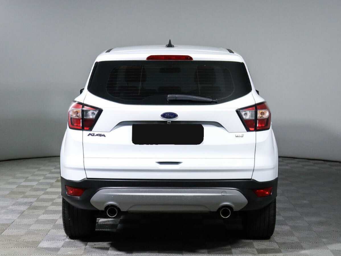 Купить Ford Kuga с пробегом. Фото: #4