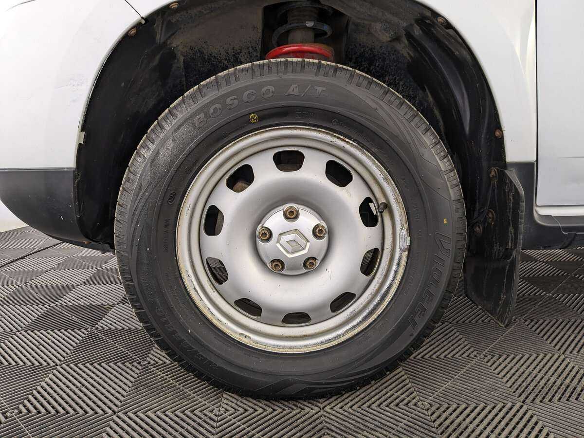 Купить Renault Duster с пробегом. Фото: #10