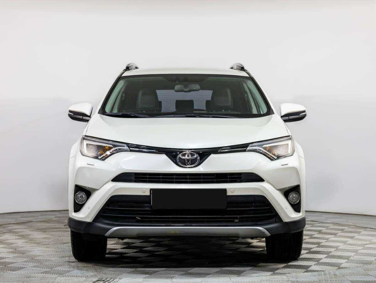 Купить Toyota RAV4 с пробегом. Посмотреть фото