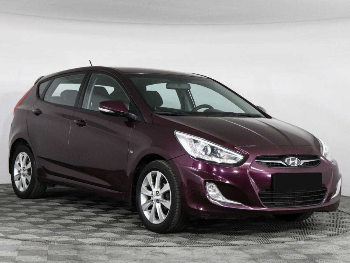 Купить Hyundai Solaris с пробегом. Фото: #2