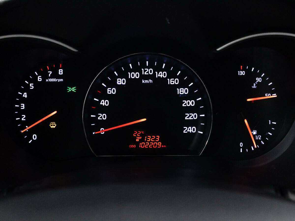 Купить Kia Sorento с пробегом. Фото: #11