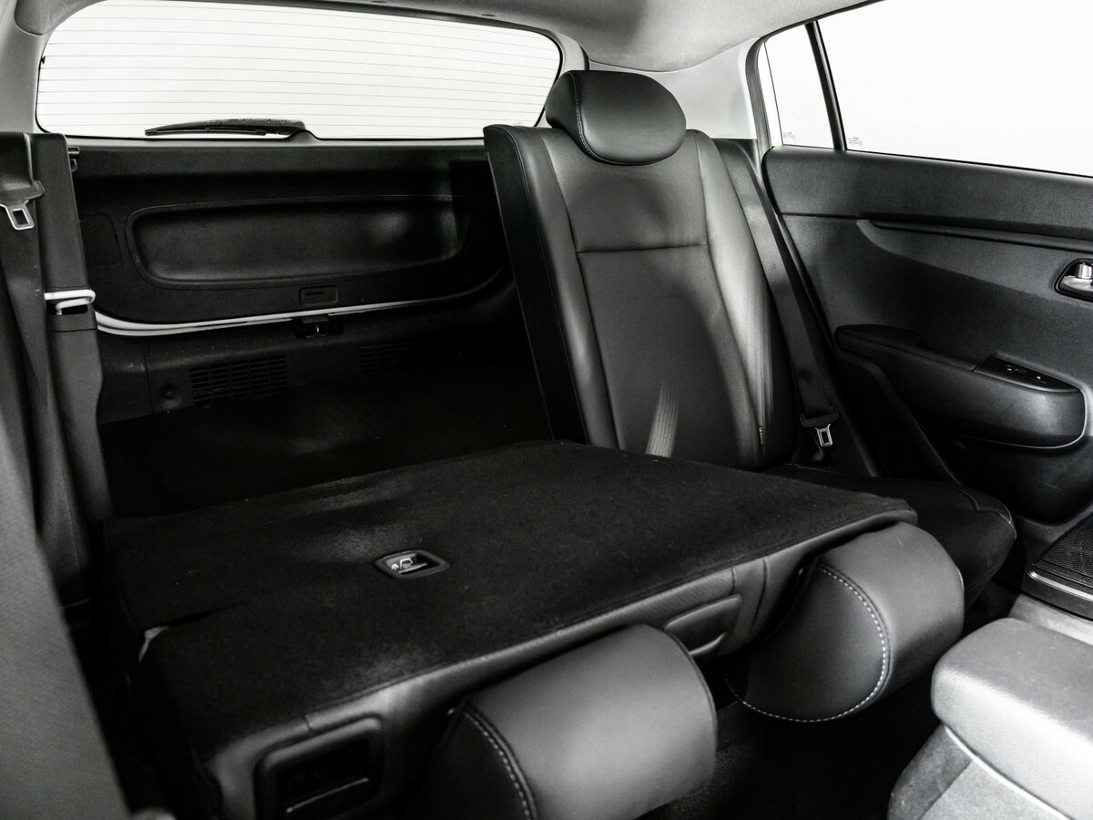 Купить Kia Rio с пробегом. Фото: #18