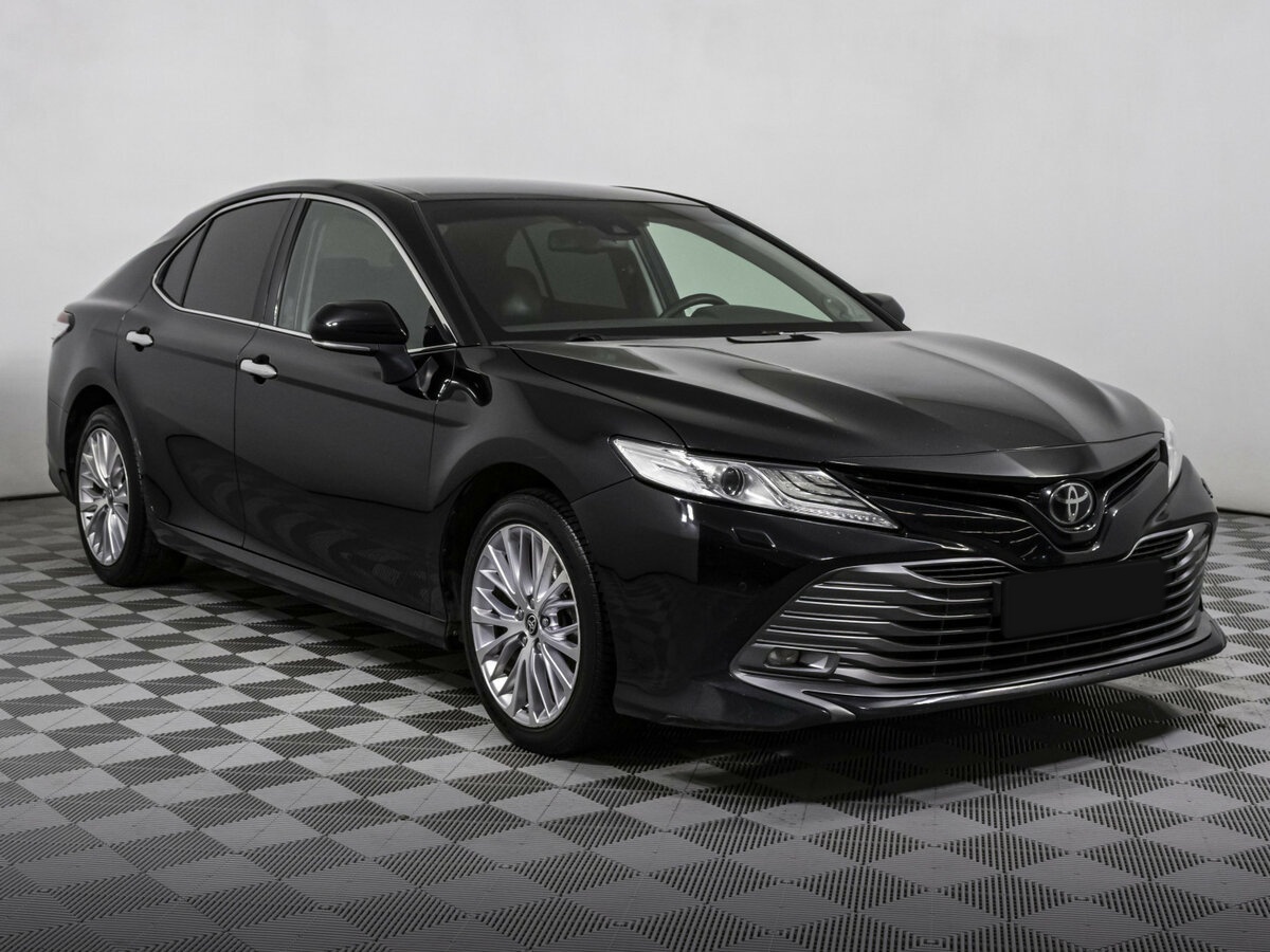 Купить Toyota Camry с пробегом. Фото: #2