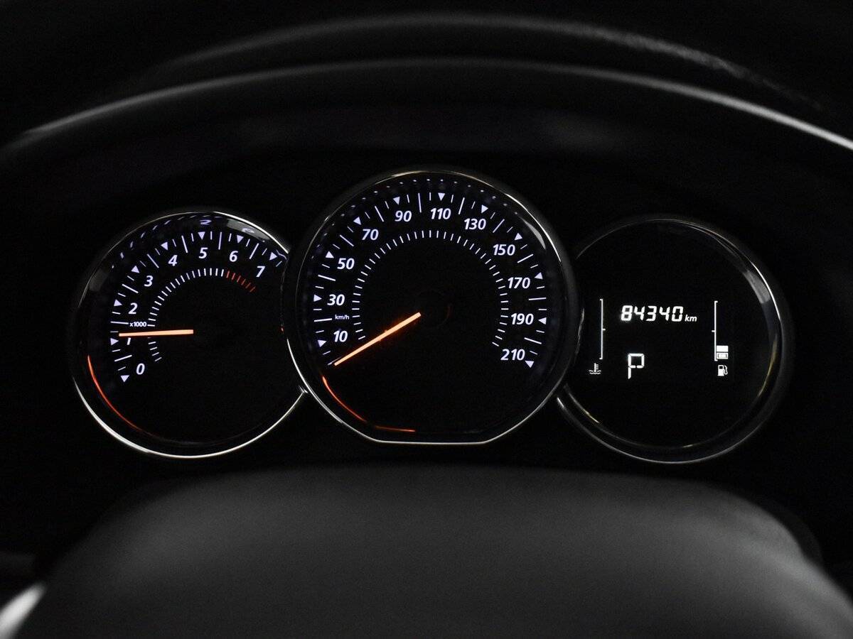 Купить Renault Sandero с пробегом. Фото: #28