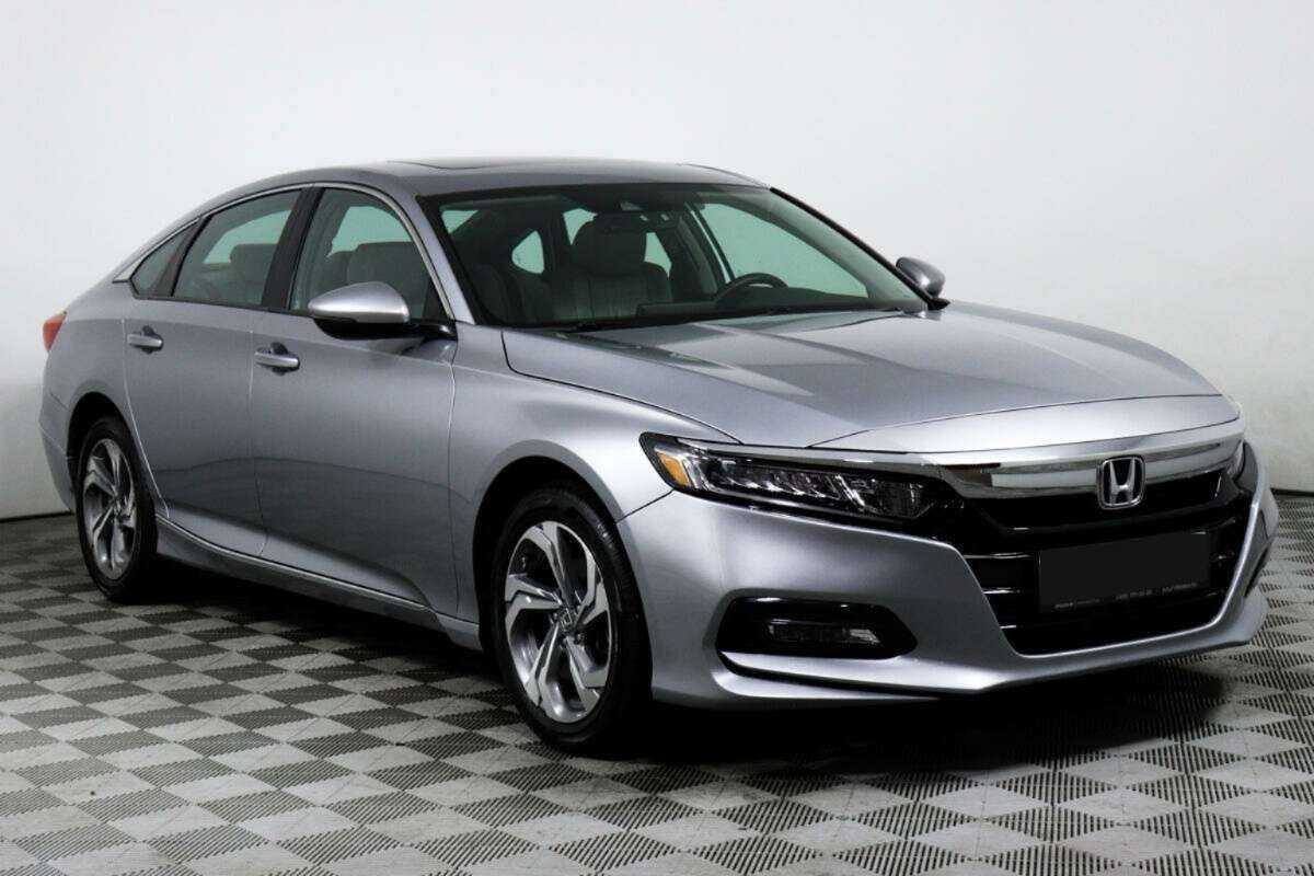 Купить Honda Accord с пробегом. Фото: #2
