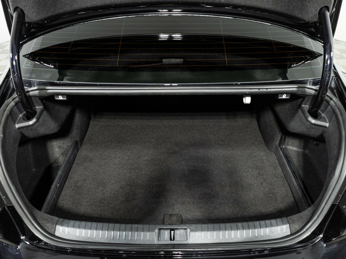 Купить Volkswagen Passat с пробегом. Фото: #15