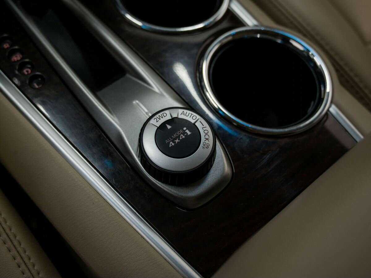 Купить Nissan Pathfinder с пробегом. Фото: #24