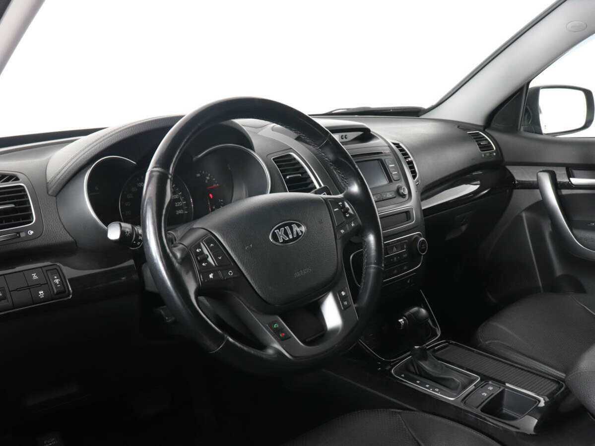 Купить Kia Sorento с пробегом. Фото: #8