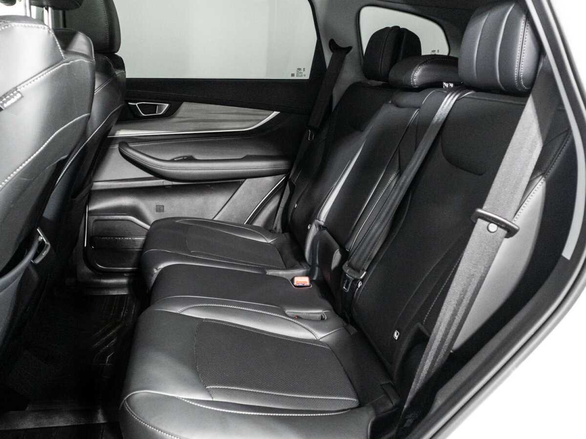 Купить Chery Tiggo 8 Pro Max с пробегом. Фото: #9