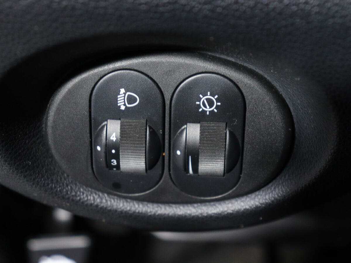 Купить Lada (ВАЗ) Niva с пробегом. Фото: #14