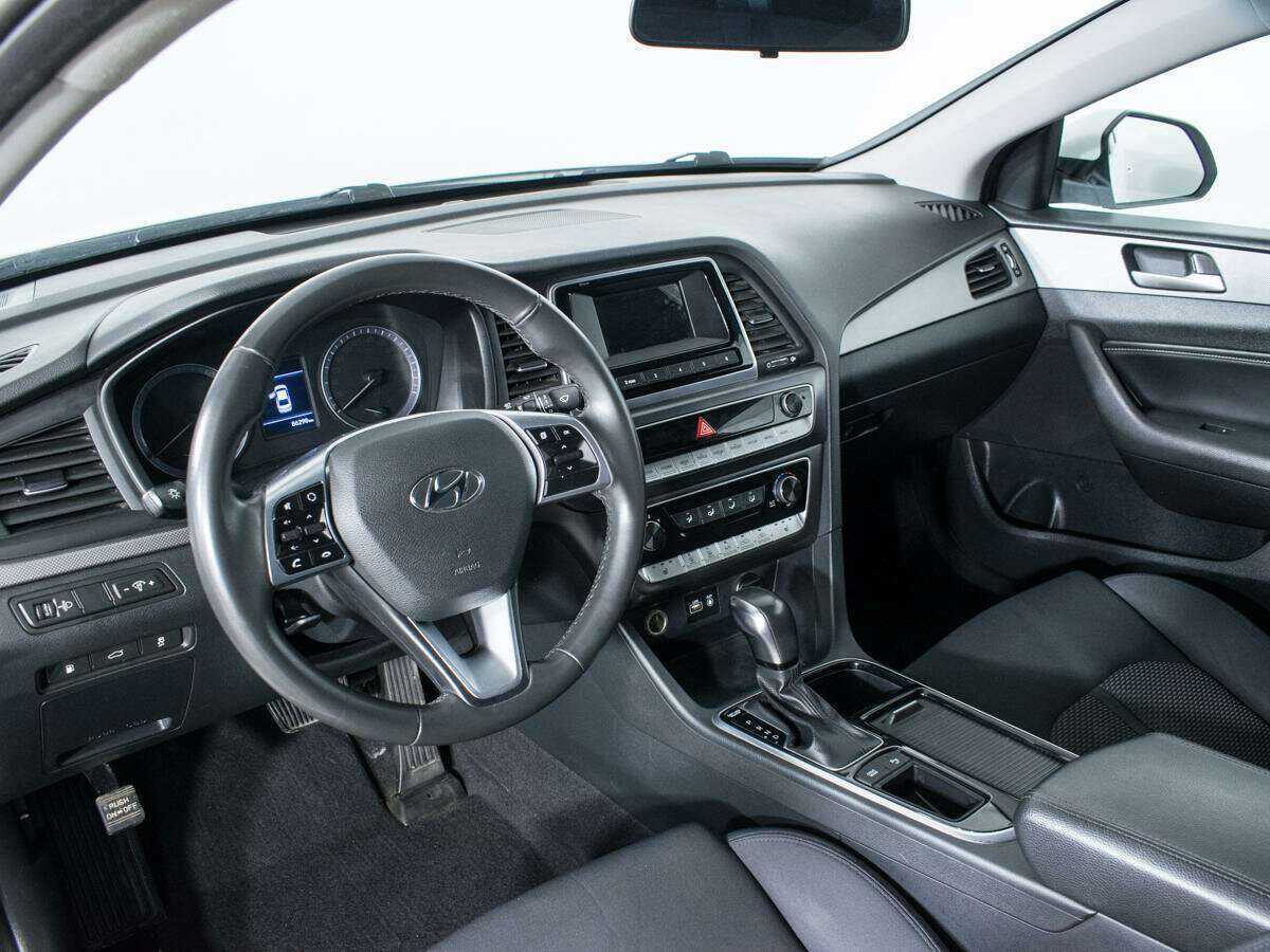 Купить Hyundai Sonata с пробегом. Фото: #12