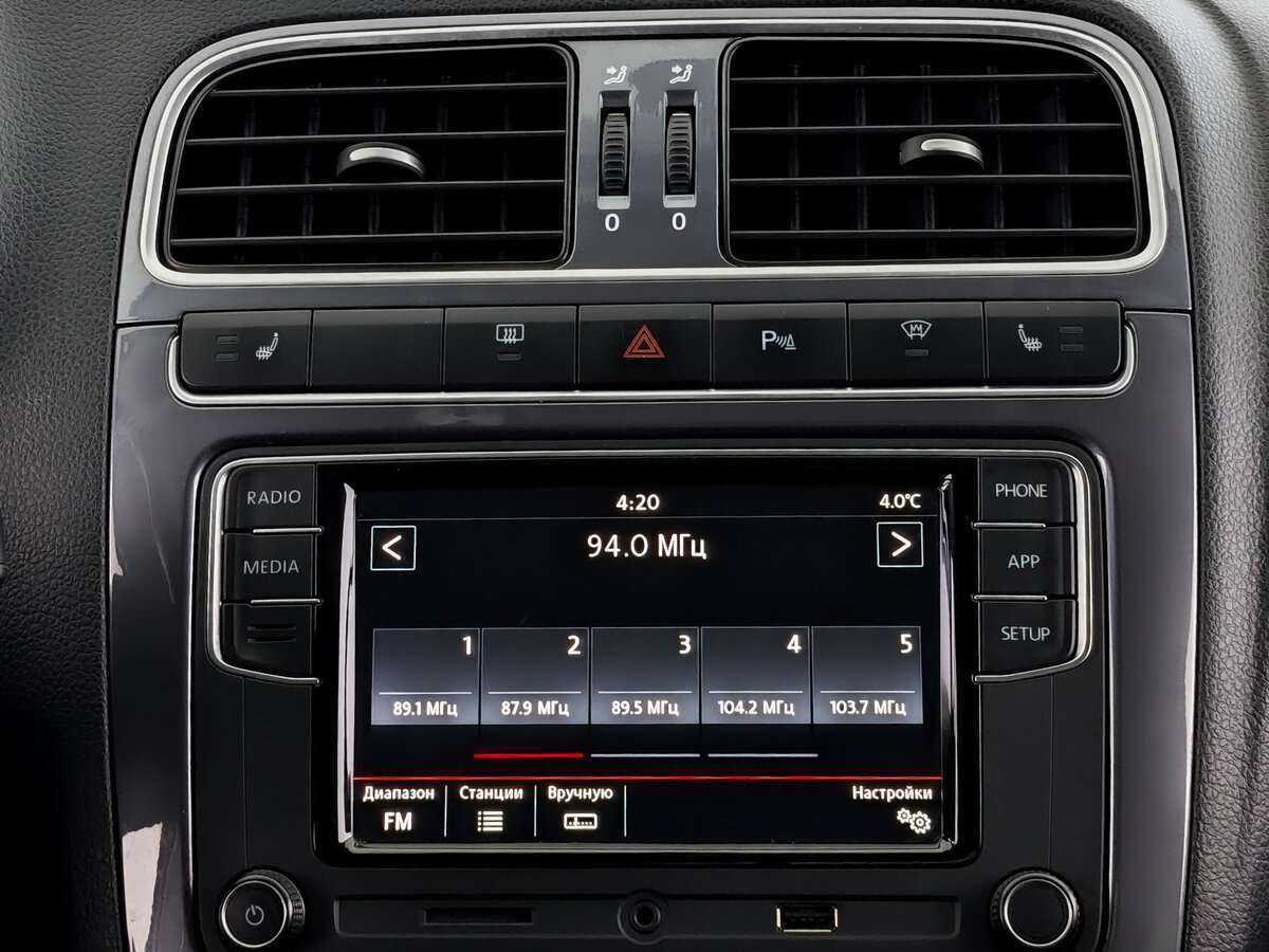 Купить Volkswagen Polo с пробегом. Фото: #14