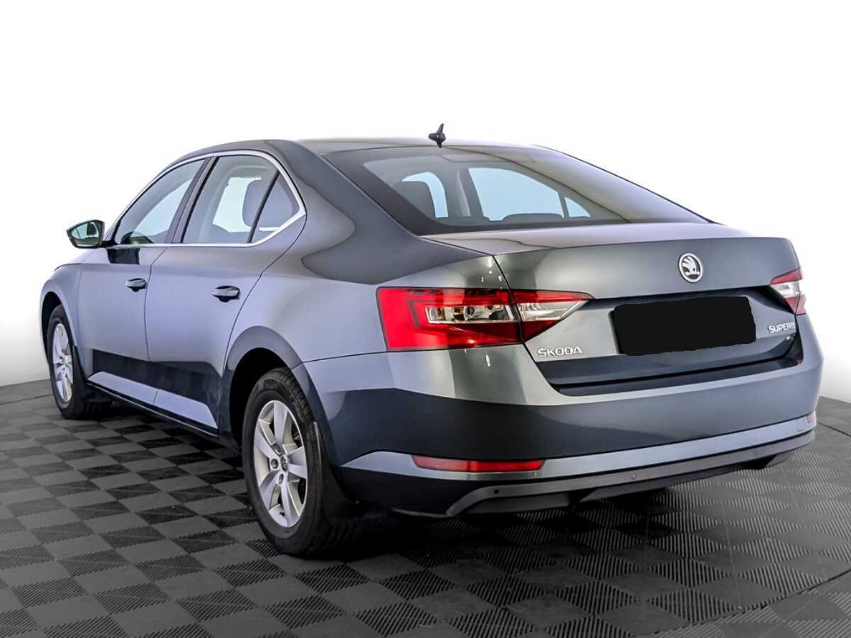 Купить Skoda Superb с пробегом. Фото: #6
