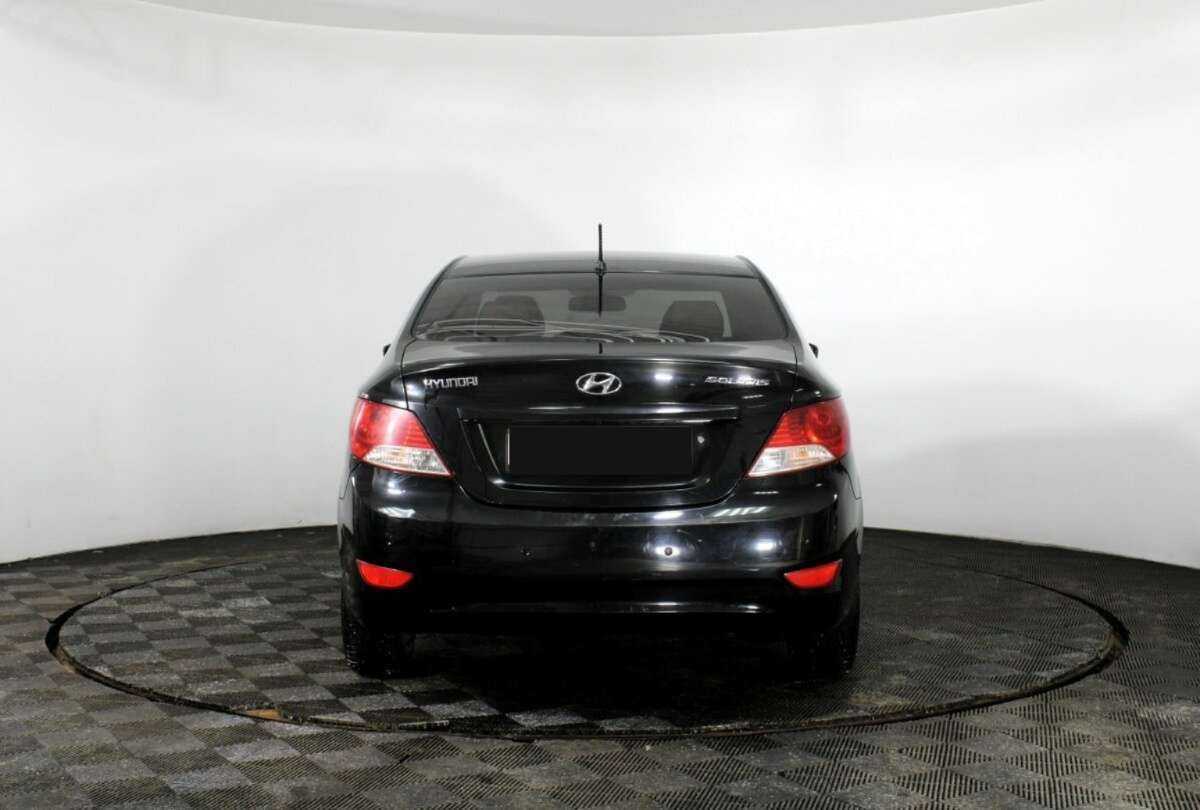 Купить Hyundai Solaris с пробегом. Фото: #5