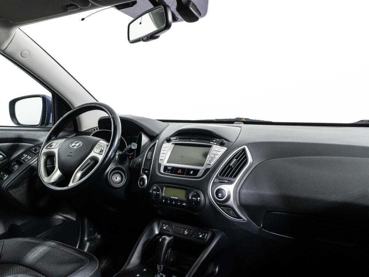 Купить Hyundai ix35 с пробегом. Фото: #8