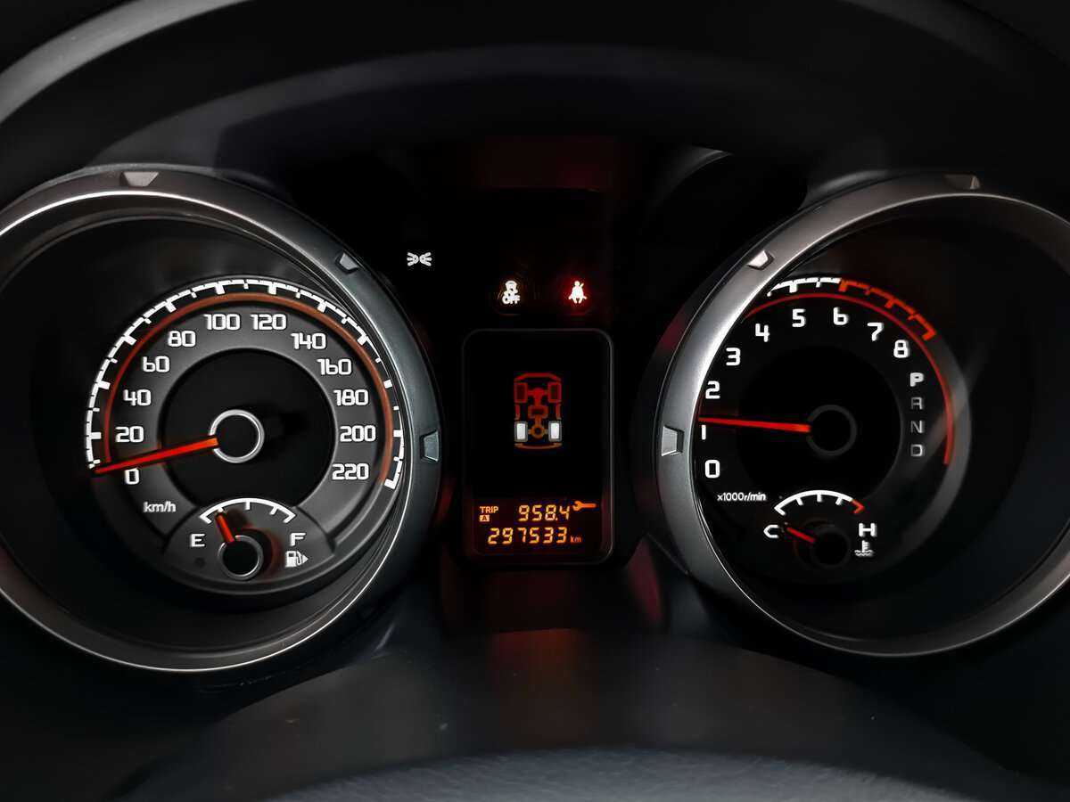 Купить Mitsubishi Pajero с пробегом. Фото: #15