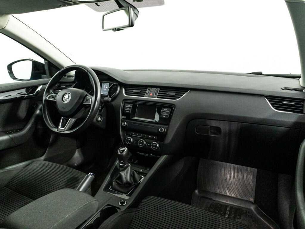 Купить Skoda Octavia с пробегом. Фото: #8