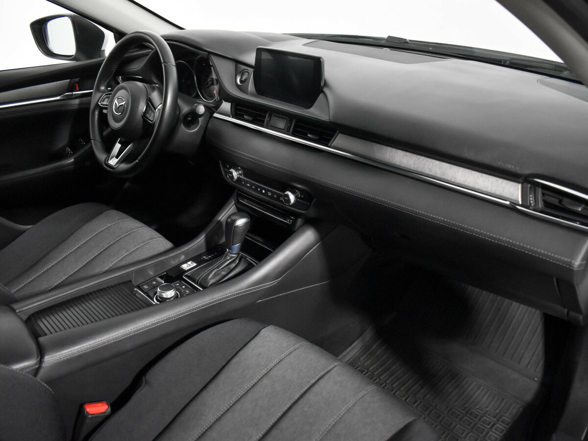 Купить Mazda 6 с пробегом. Фото: #11