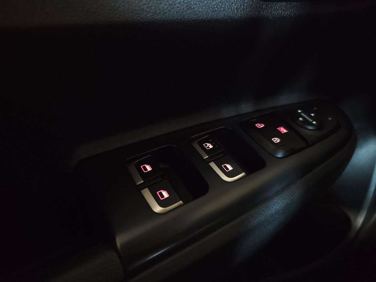 Купить Kia Rio с пробегом. Фото: #10