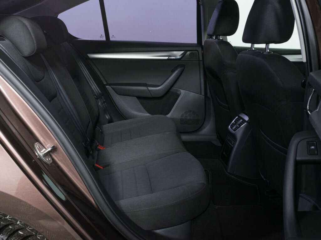 Купить Skoda Octavia с пробегом. Фото: #8