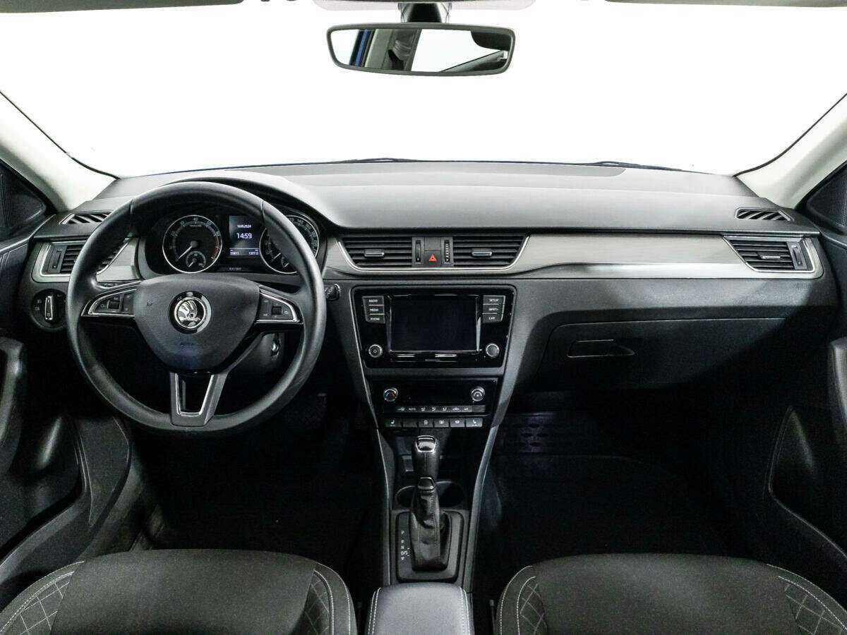 Купить Skoda Rapid с пробегом. Фото: #12