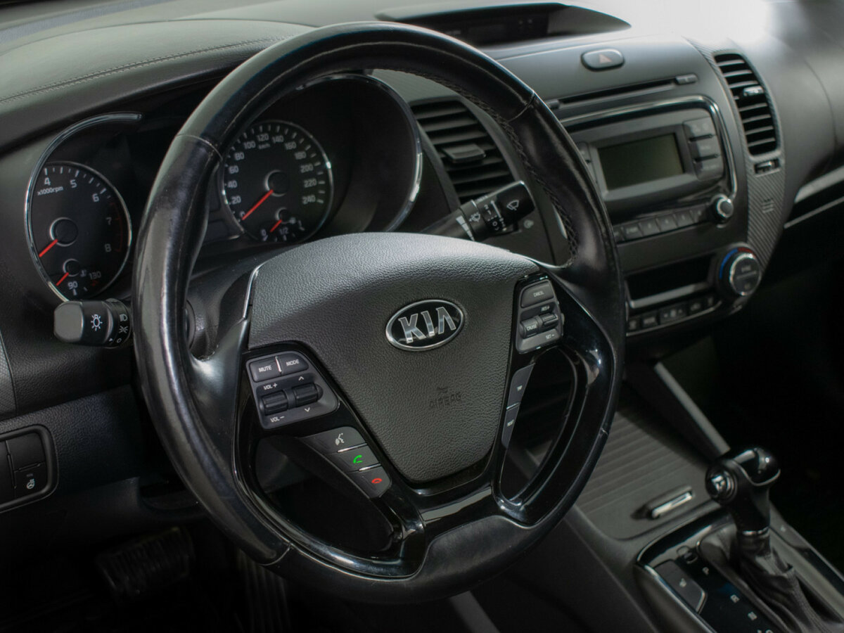 Купить Kia Cerato с пробегом. Фото: #12