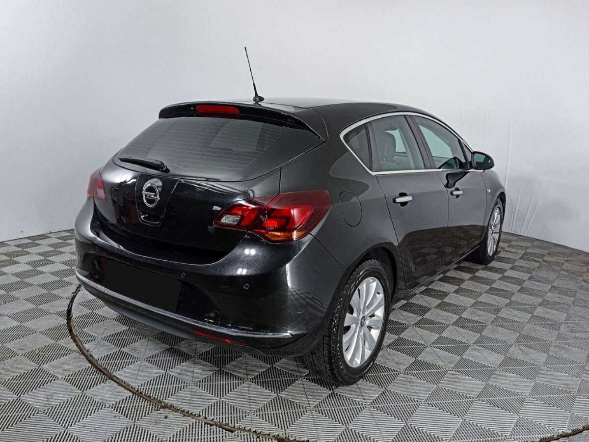 Купить Opel Astra с пробегом. Фото: #4
