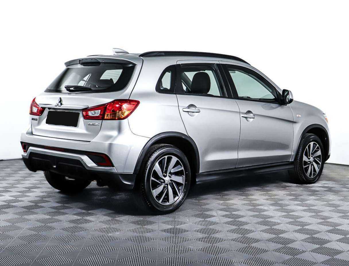 Купить Mitsubishi ASX с пробегом. Фото: #4