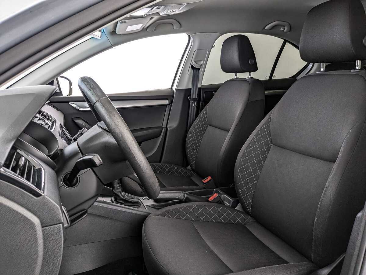 Купить Skoda Octavia с пробегом. Фото: #15