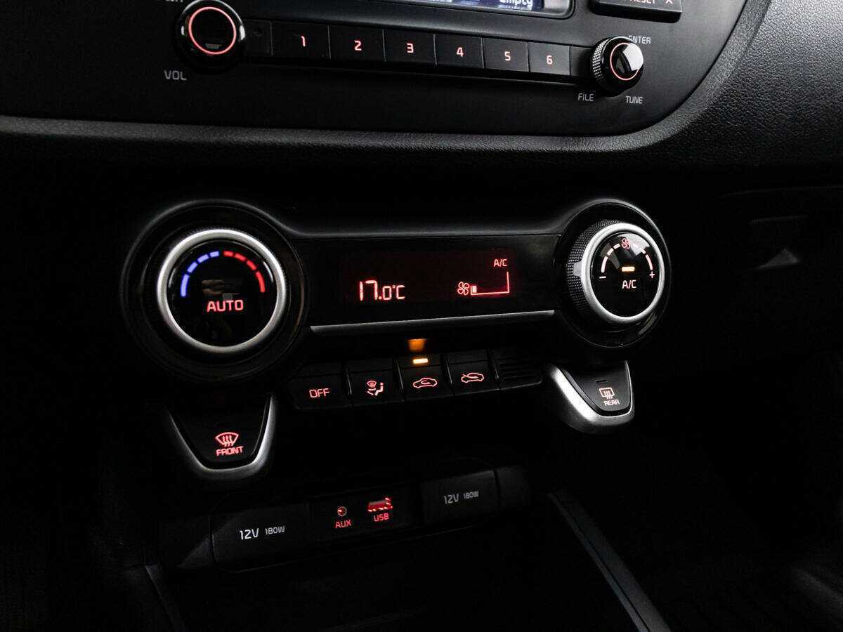Купить Kia Rio с пробегом. Фото: #14