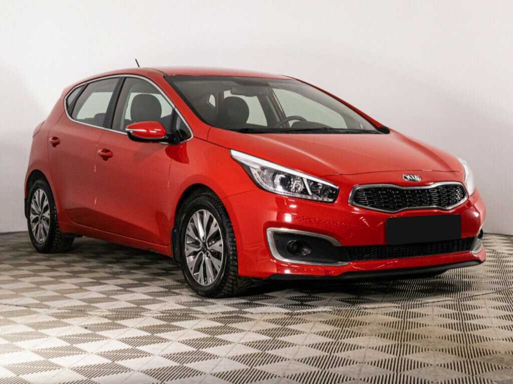 Купить Kia Ceed с пробегом. Фото: #2