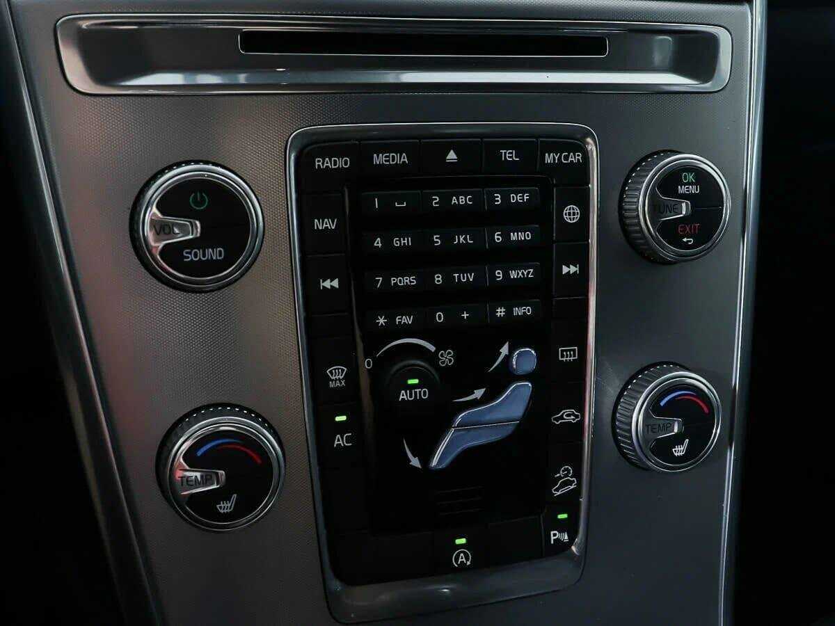 Купить Volvo XC60 с пробегом. Фото: #16