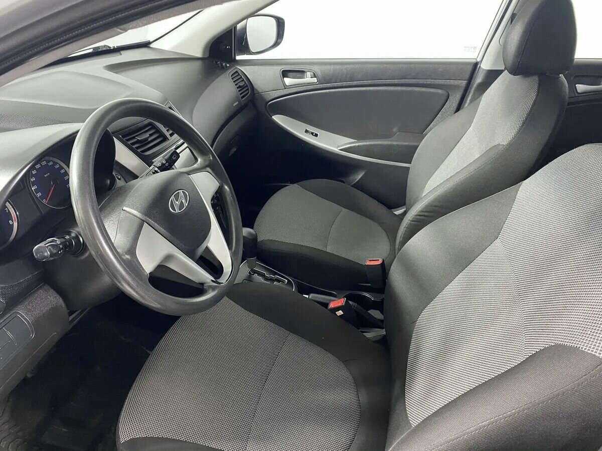 Купить Hyundai Solaris с пробегом. Фото: #7