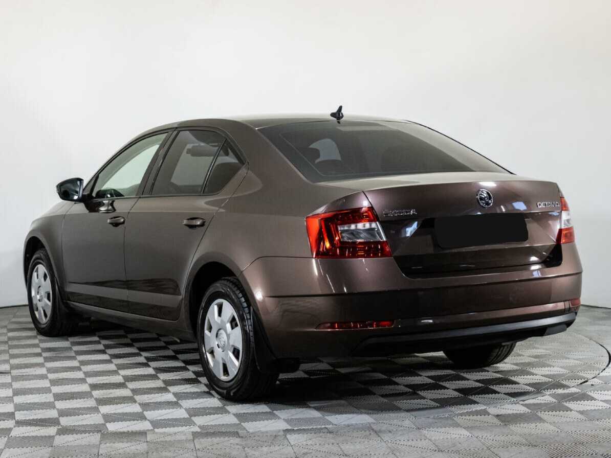 Купить Skoda Octavia с пробегом. Фото: #5