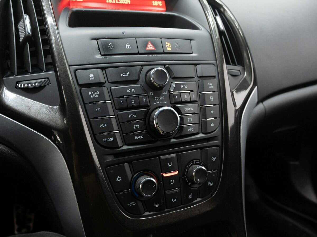 Купить Opel Astra с пробегом. Фото: #18