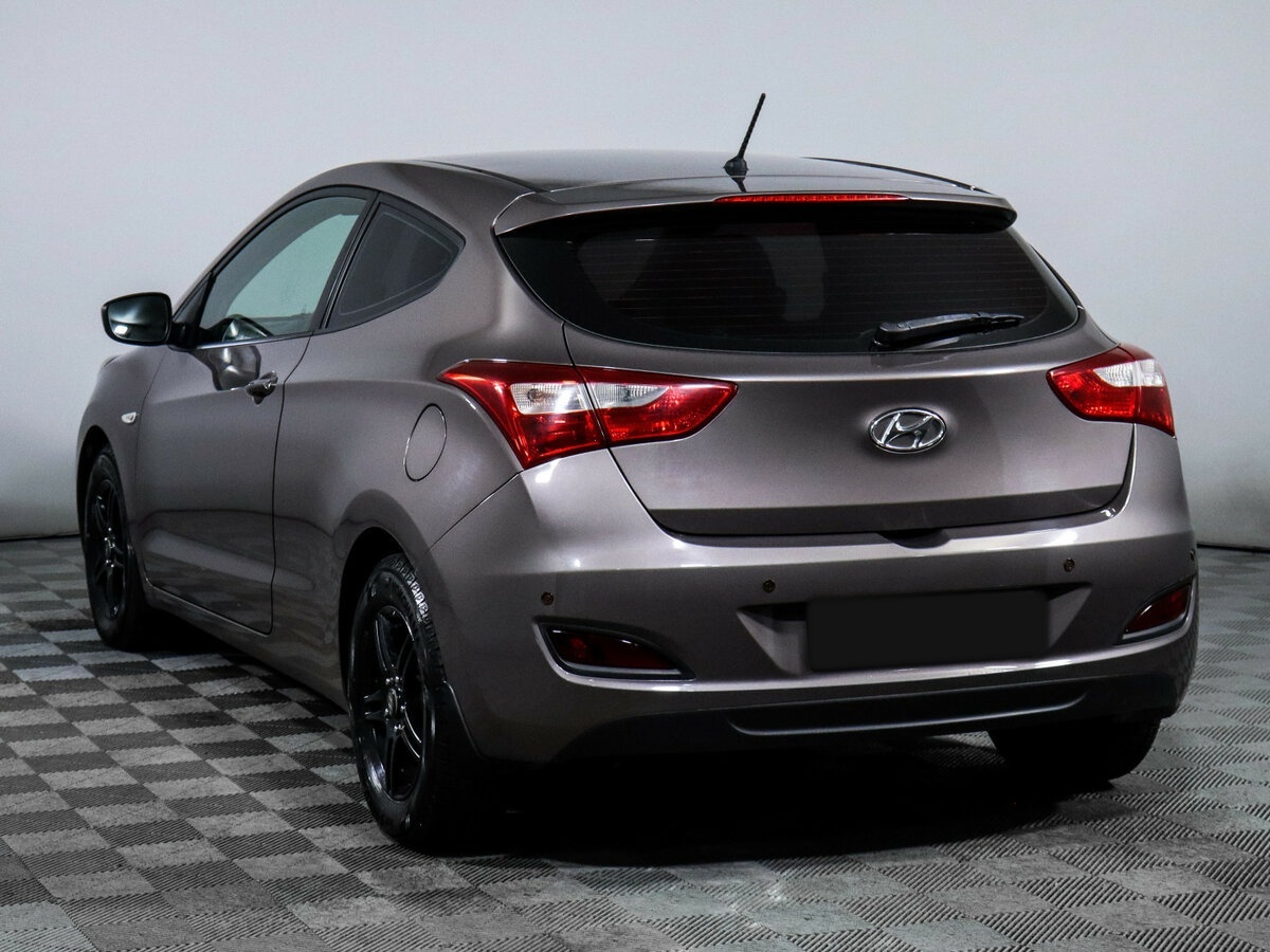 Купить Hyundai i30 с пробегом. Фото: #5