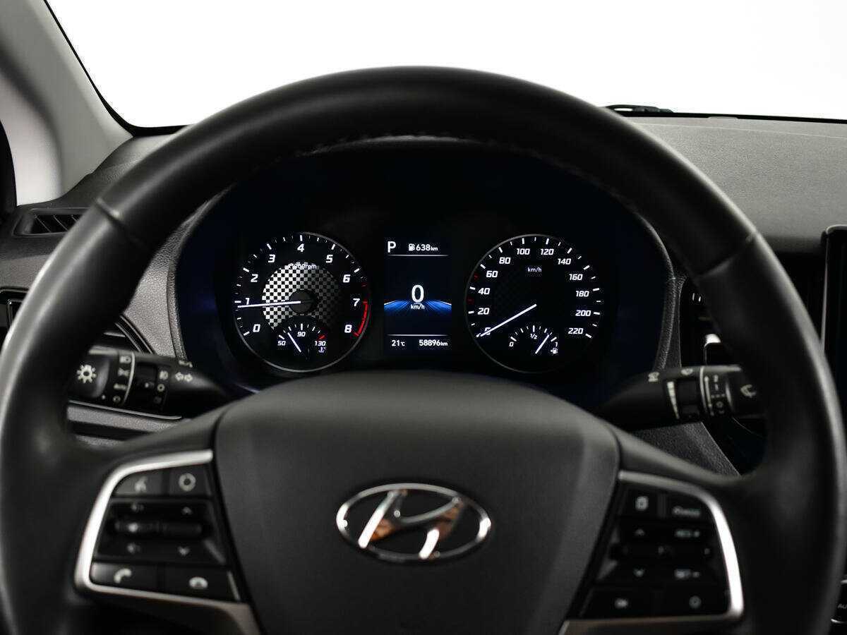 Купить Hyundai Solaris с пробегом. Фото: #10