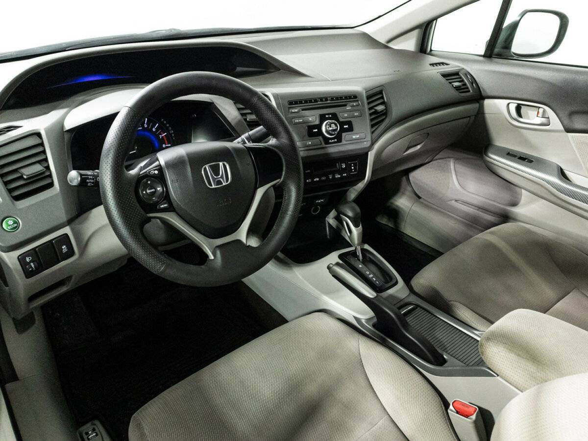 Купить Honda Civic с пробегом. Фото: #10